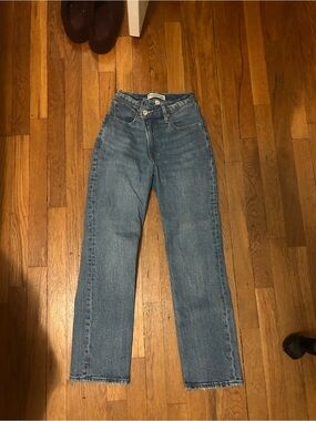 Classic High-Rise Straight Leg Jeans Size 23